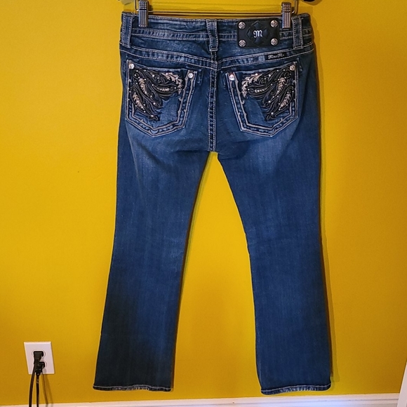Women's Miss Me Jeans - Picture 2 of 4
